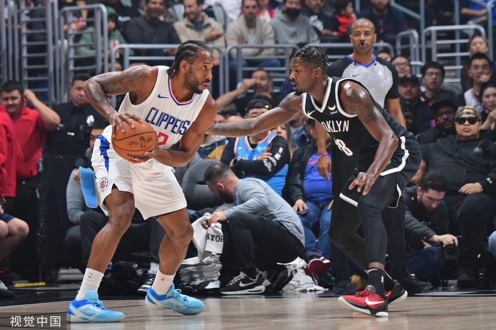 舱内机器人 舱内机器人